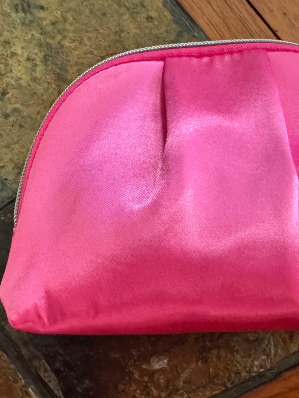 NWT Ulta Beauty Collection Makeup Set & Bright Pink Cosmetic Bag